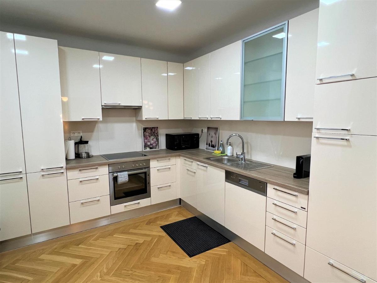 Unique Apartment Center Wien Exterior foto